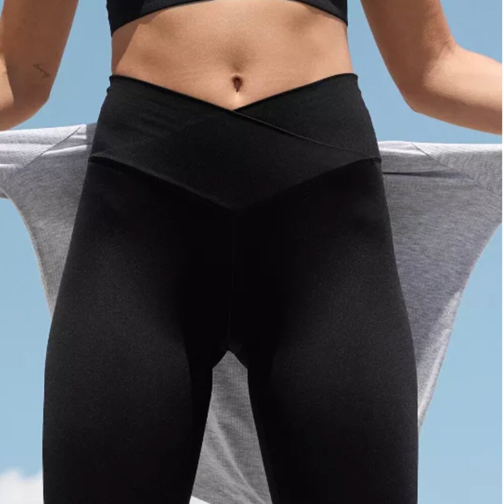 OFFLINE By Aerie Real Me High Waisted Crossover Legging